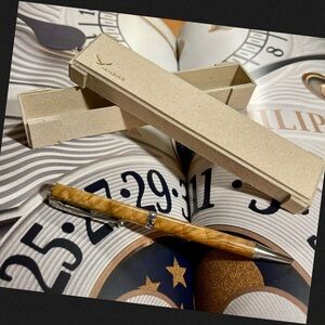 Jailbird Stylos Beech Wood Made in the Pénitentiaire de Givenich in Luxe…